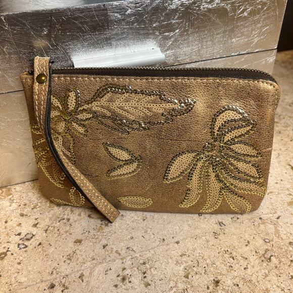 Patricia Nash Italian Leather Biscay Wristlet Bronze Gold Sequin